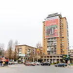 Elma - Old Town, Piata Unirii Bucharest