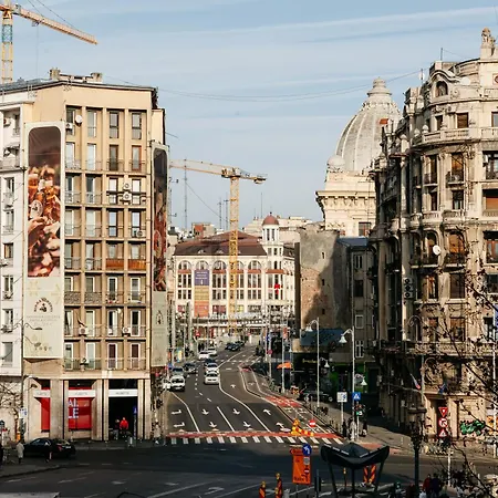 Elma - Old Town, Piata Unirii Bucarest
