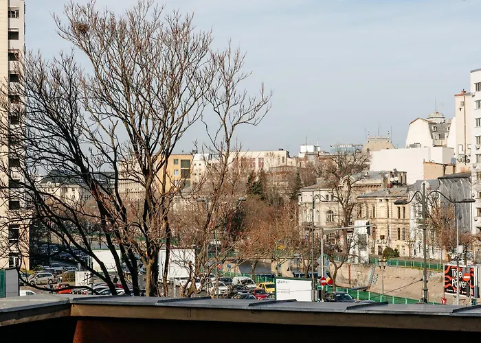 Elma - Old Town, Piata Unirii Bükreş